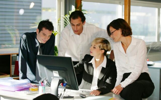 Application engineer là gì? Mô tả công việc và kỹ năng cần có